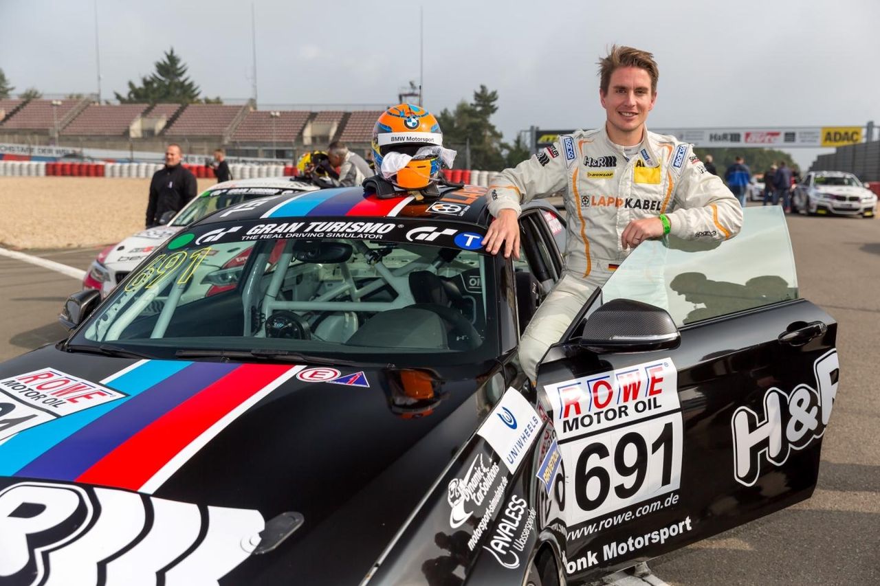 Michael Schrey am BMW M235i Racing Cup