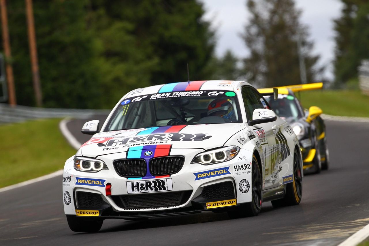 Michael Schreys BMW M235i auf der Nordschleife des Nürburgrings