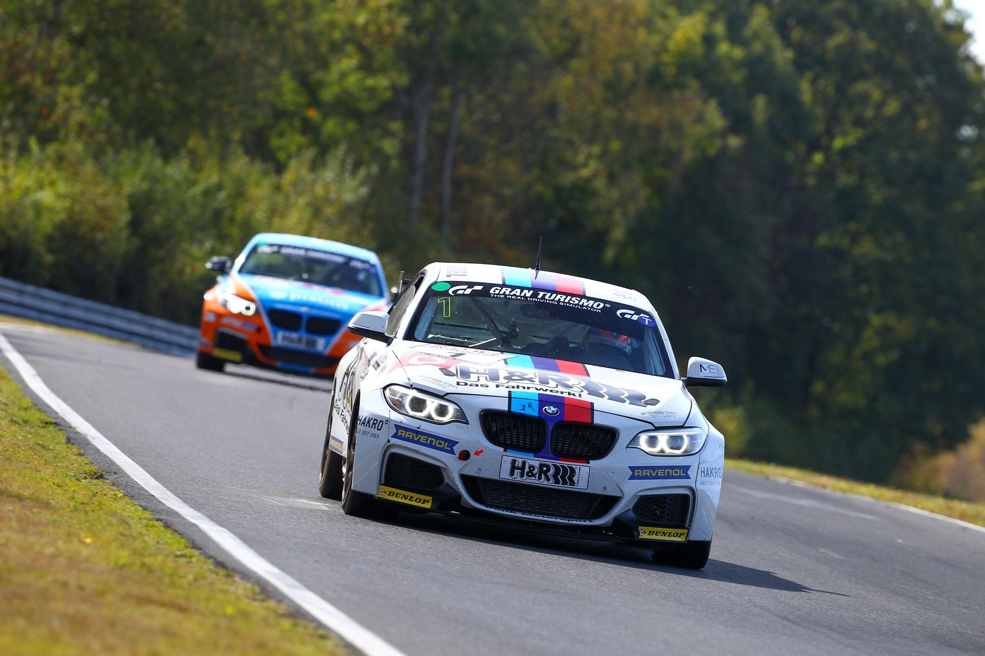 Michael Schreys BMW M235i auf der Nordschleife des Nürburgrings