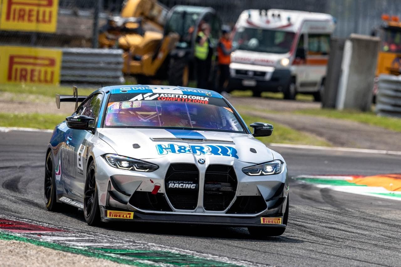 Michael Schreys BMW M4 GT4 auf der Nordschleife